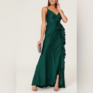 NWT Mac Duggal Satin Asymmetrical Ruffle Strappy Gown in Green Size 4